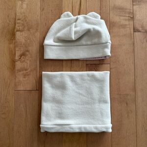 Organic Merino Wool Felt Bear Hat and Neck Warmer